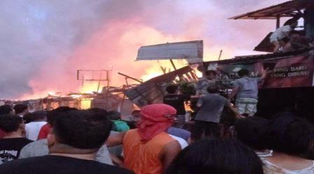 Diduga Akibat Arus Pendek Listrik Atas Dampak Gempa, Pasar Sarulla, Taput, Terbakar